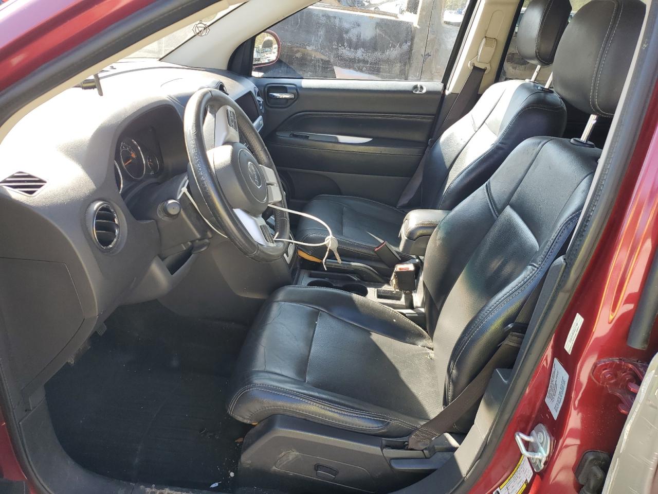 2016 Jeep Compass Latitude VIN: 1C4NJCEA2GD777109 Lot: 84887065