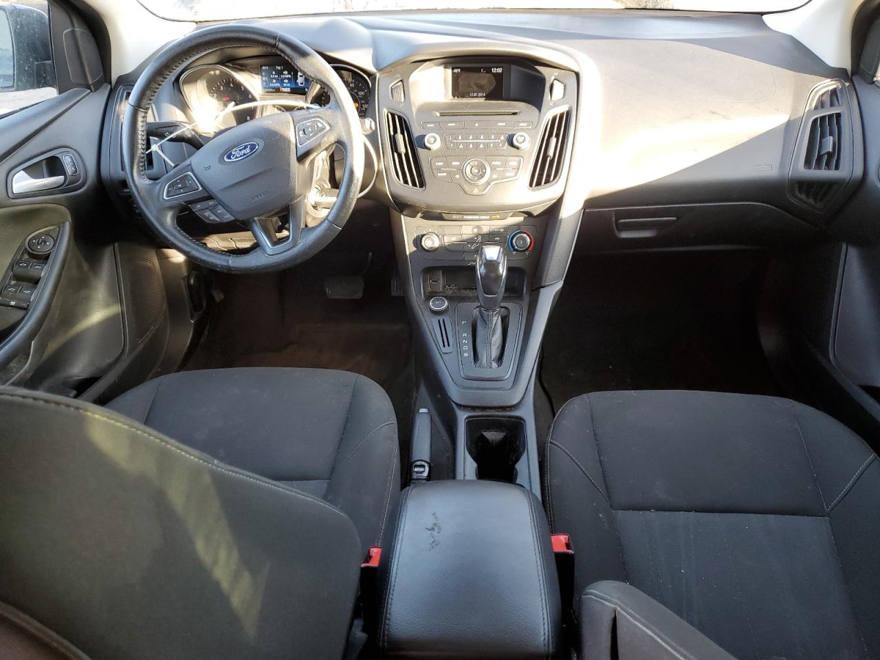 2015 Ford Focus Se VIN: 1FADP3K23FL217553 Lot: 85790305