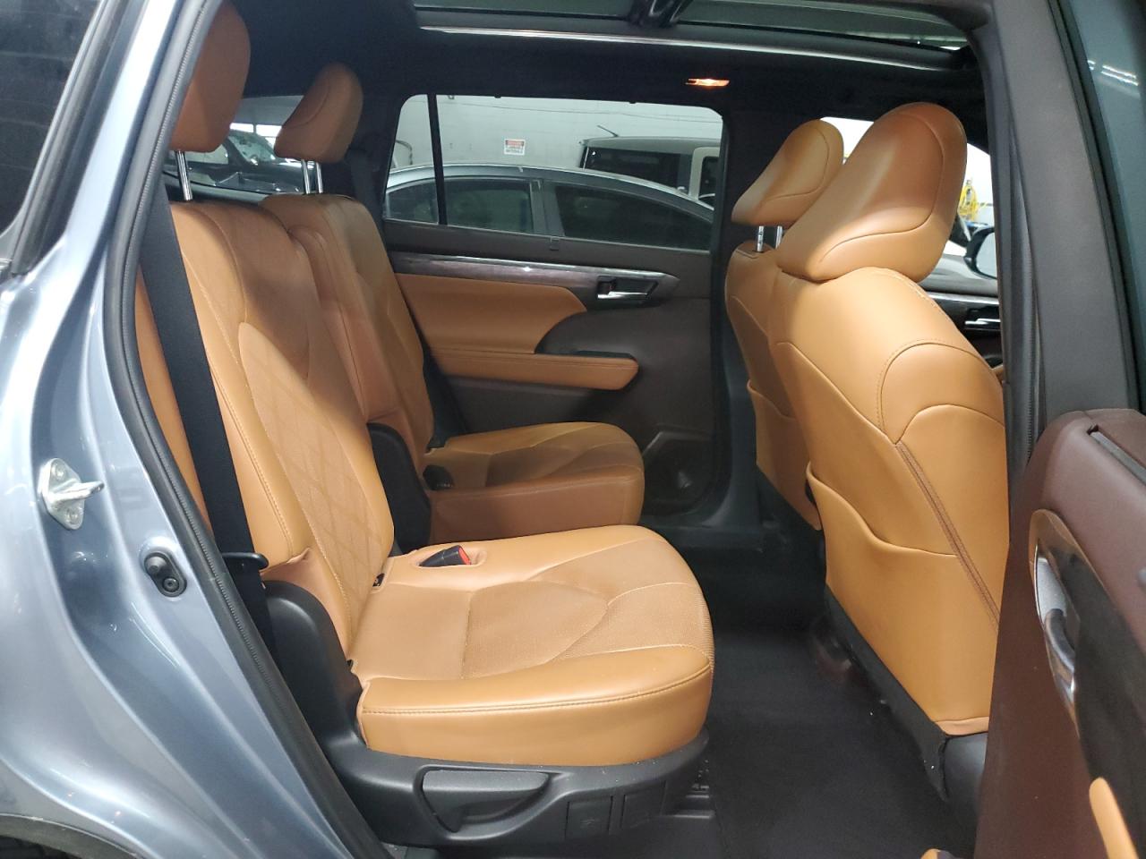 2020 Toyota Highlander Platinum VIN: 5TDFZRBH8LS035104 Lot: 85844445