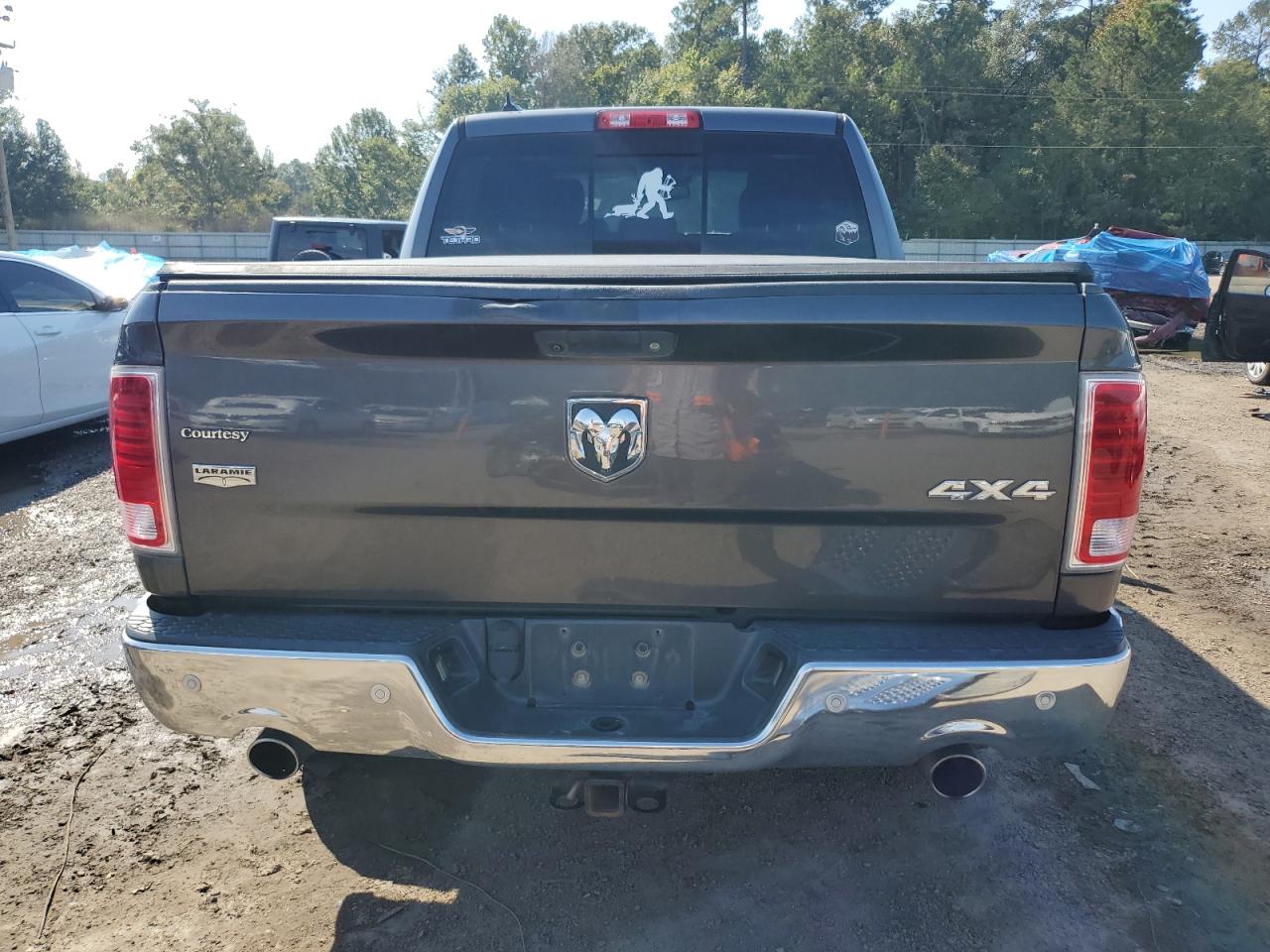 2017 Ram 1500 Laramie VIN: 1C6RR7NT6HS832622 Lot: 82279095