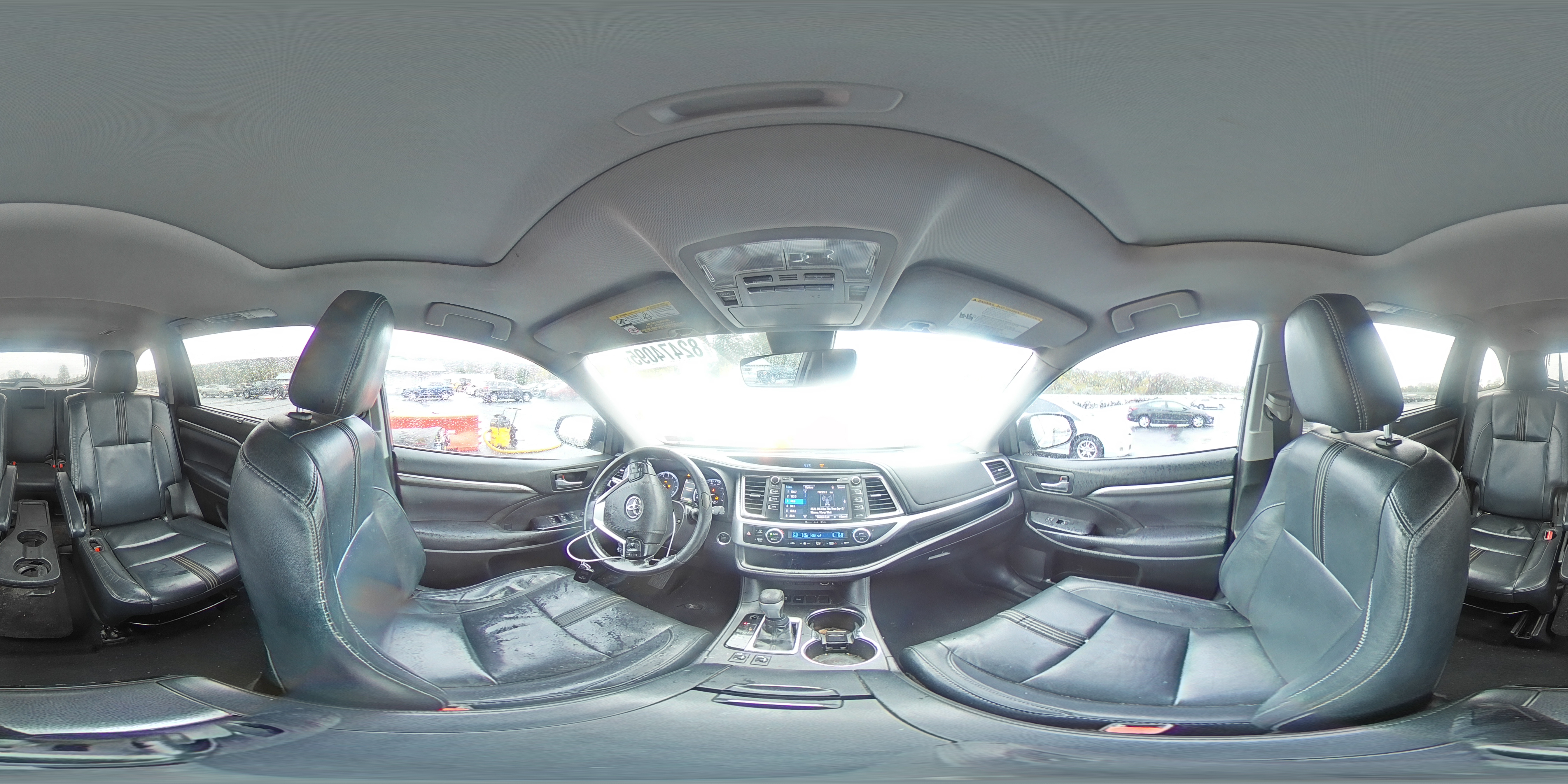 2018 Toyota Highlander Se VIN: 5TDKZRFH0JS533187 Lot: 82474095