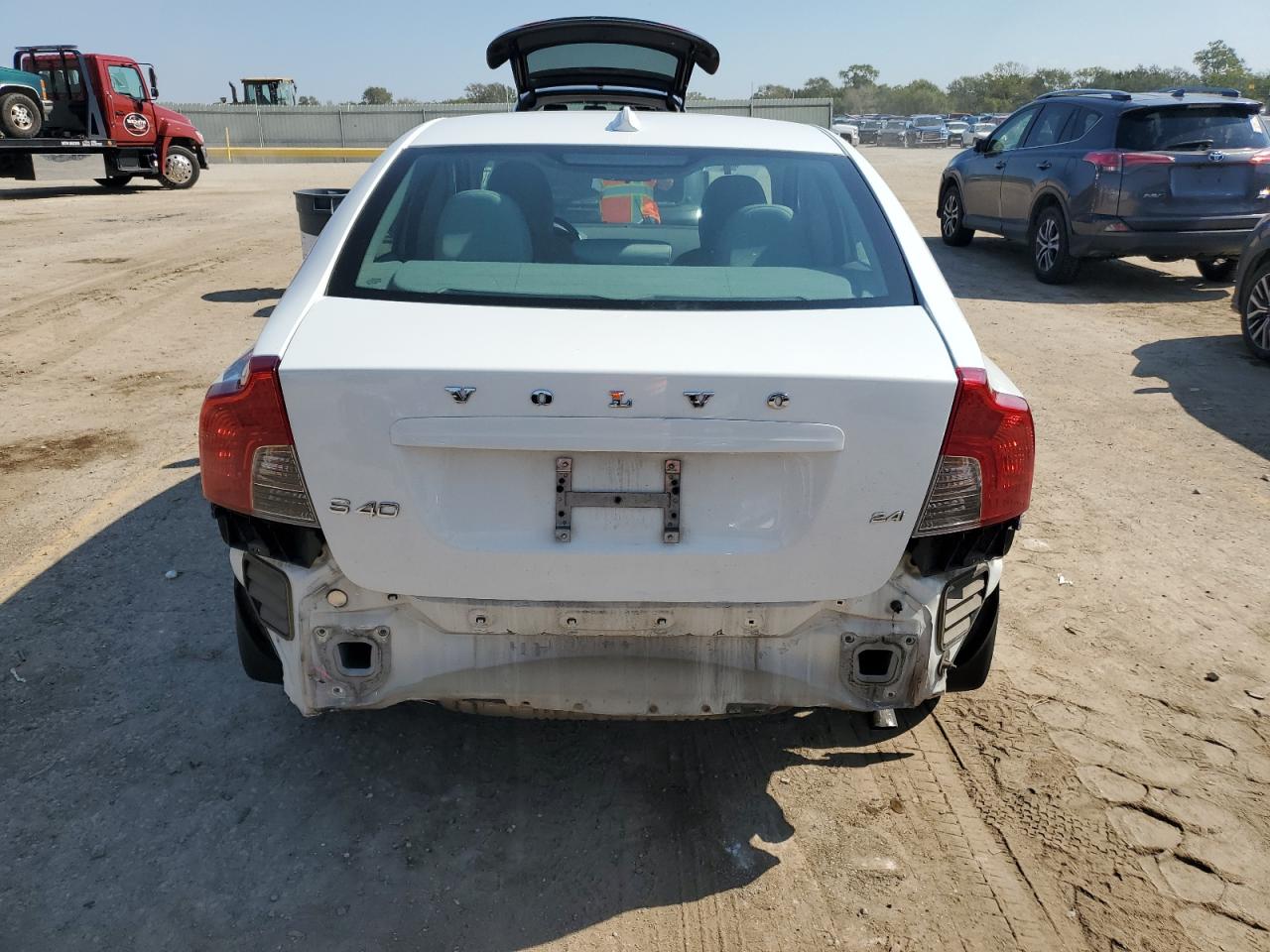 2009 Volvo S40 2.4I VIN: YV1MS382992450339 Lot: 82404535