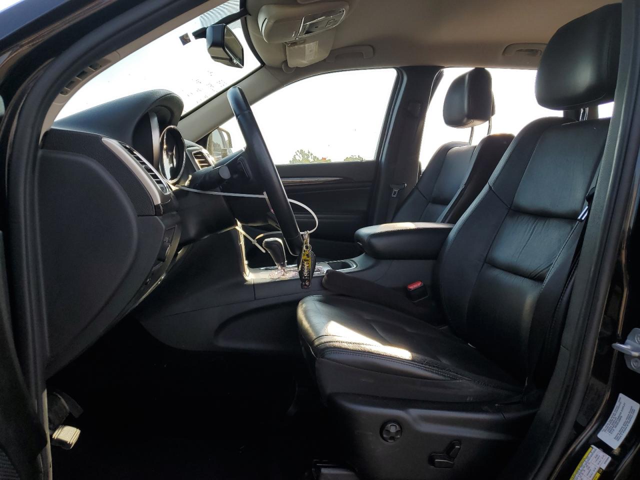 2012 Jeep Grand Cherokee Laredo VIN: 1C4RJFAGXCC353304 Lot: 82006965