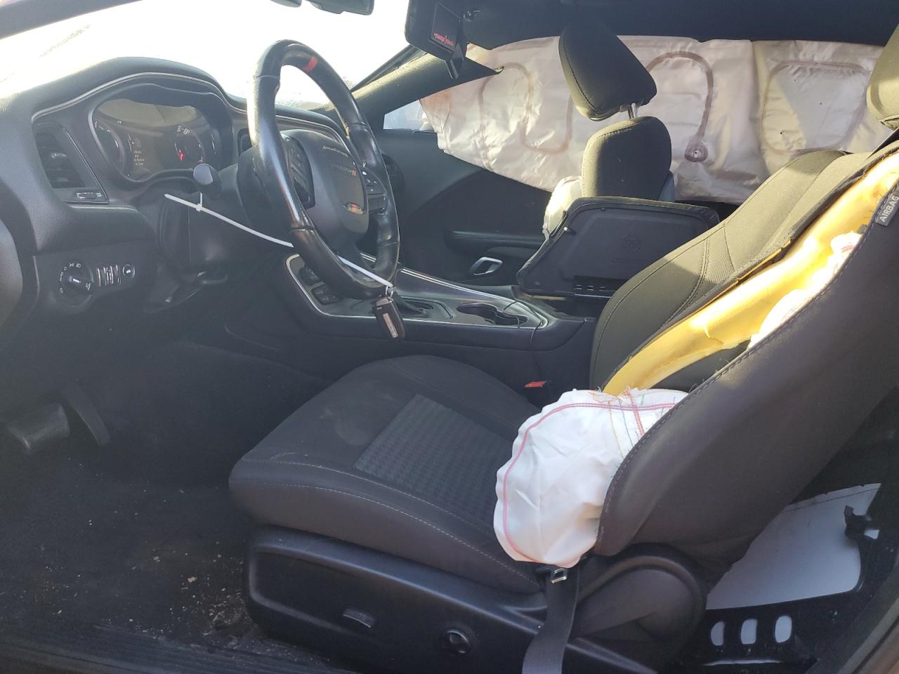 2017 Dodge Challenger R/T VIN: 2C3CDZBT0HH531692 Lot: 82260175