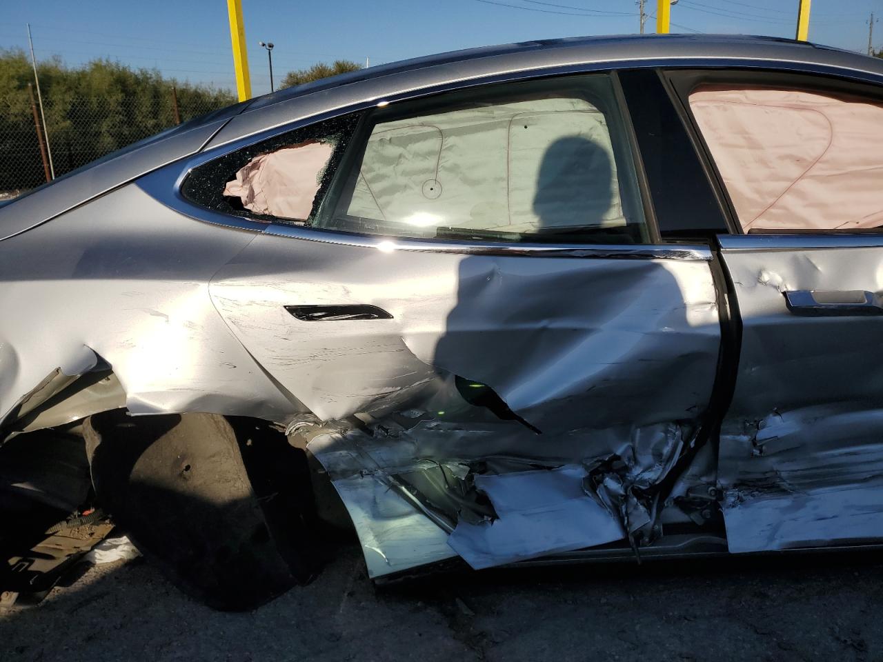 2015 Tesla Model S P85D VIN: 5YJSA1H43FF091844 Lot: 82410145