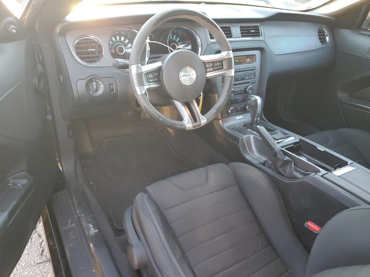 2013 Ford Mustang VIN: 1ZVBP8AM8D5208010 Lot: 84976975