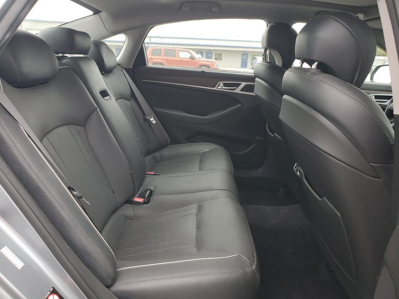 2015 Hyundai Genesis 3.8L VIN: KMHGN4JE5FU091524 Lot: 86187665