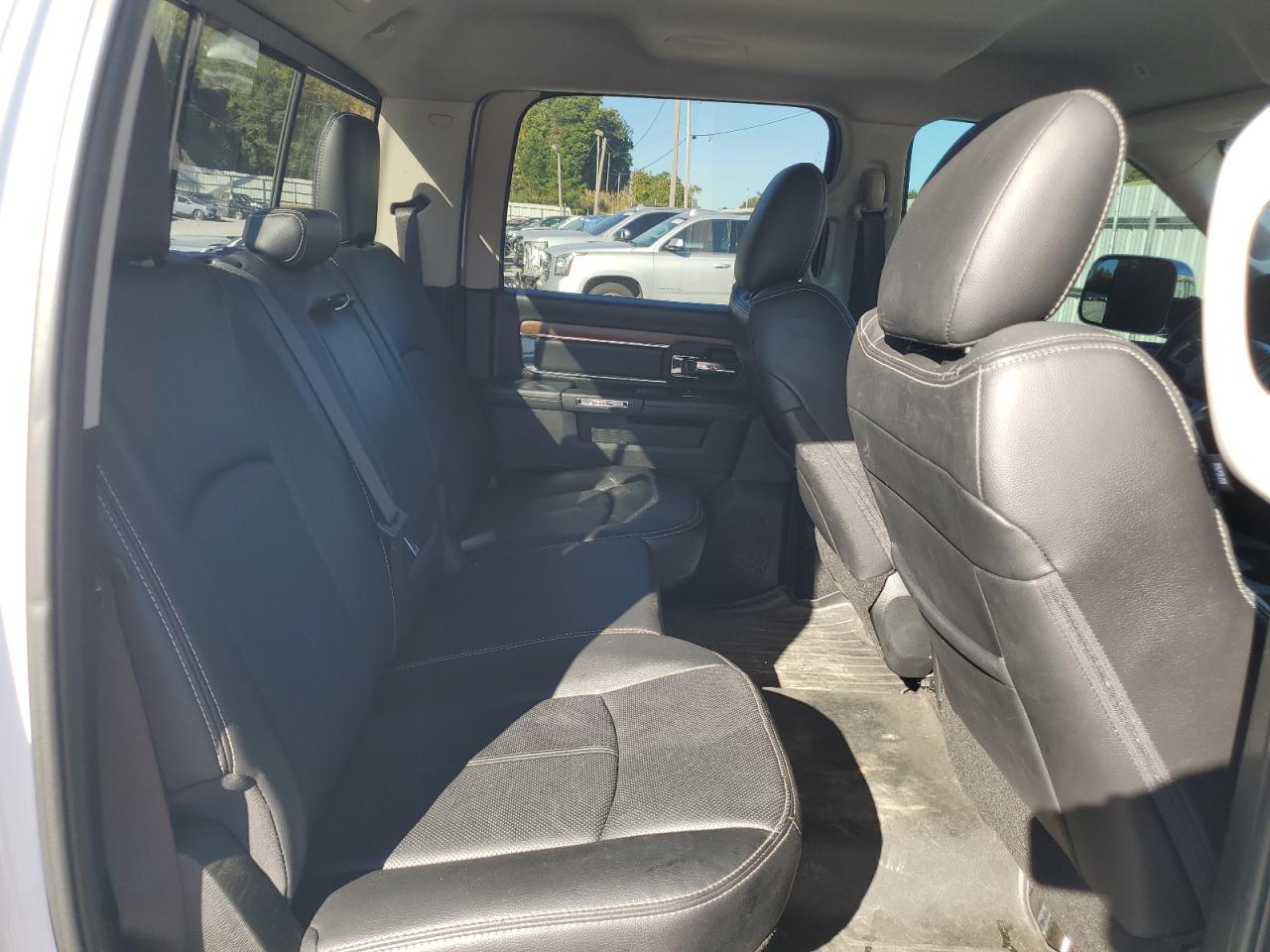 2018 Ram 1500 Laramie VIN: 1C6RR7NM7JS280997 Lot: 82376365