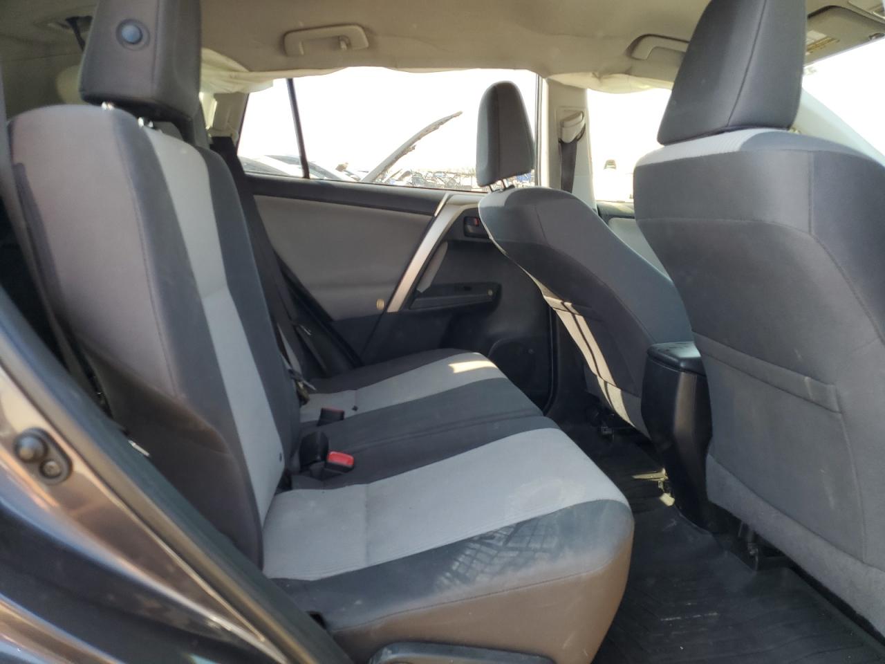 2014 Toyota Rav4 Le VIN: JTMZFREV7EJ012601 Lot: 85165295