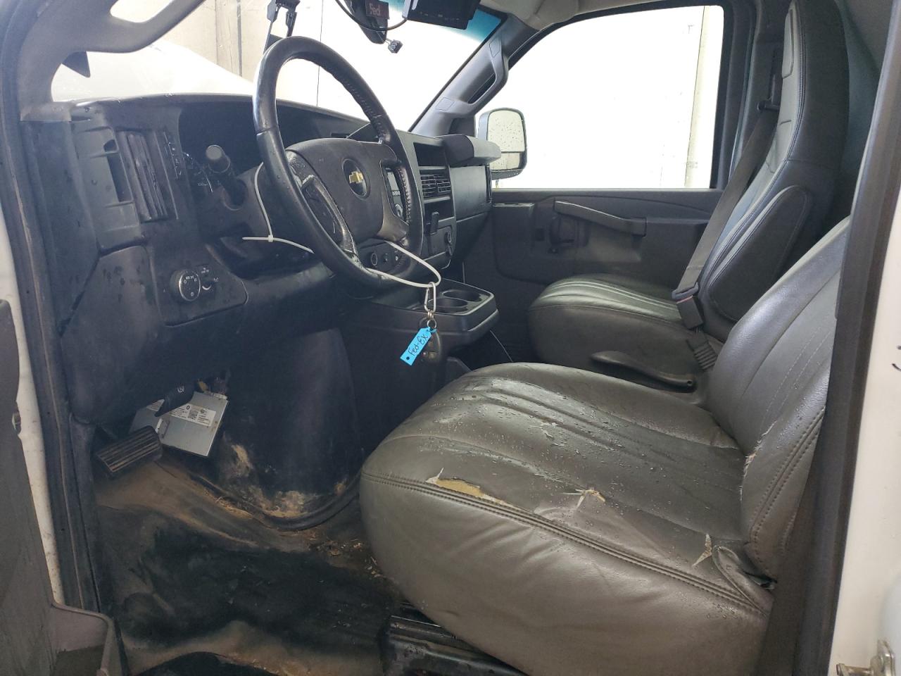 2019 Chevrolet Express G2500 VIN: 1GCWGAFPXK1195148 Lot: 90101115