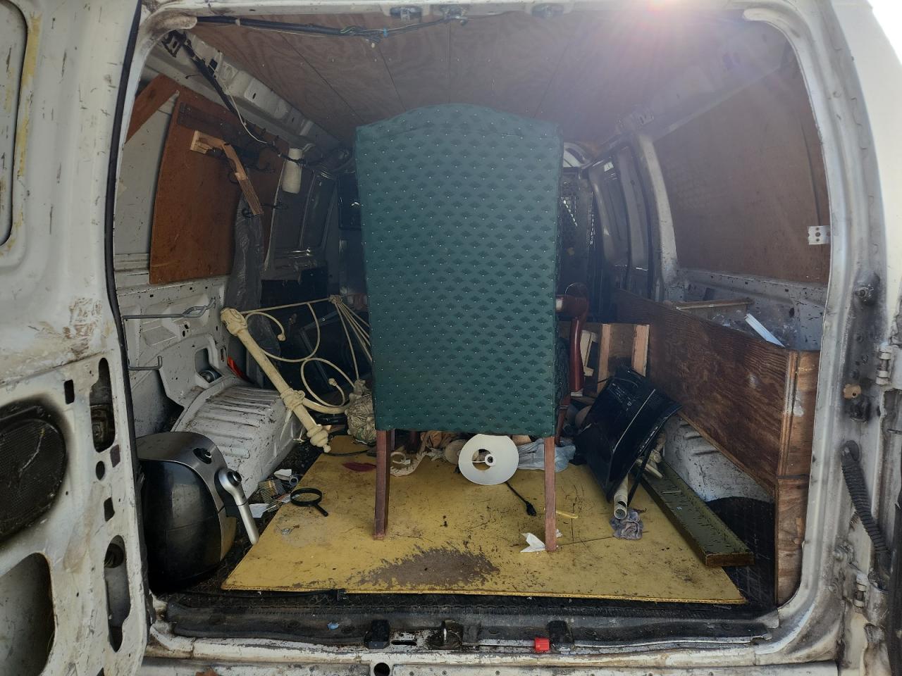 2005 Ford Econoline E250 Van VIN: 1FTNE24W55HA28516 Lot: 93969805