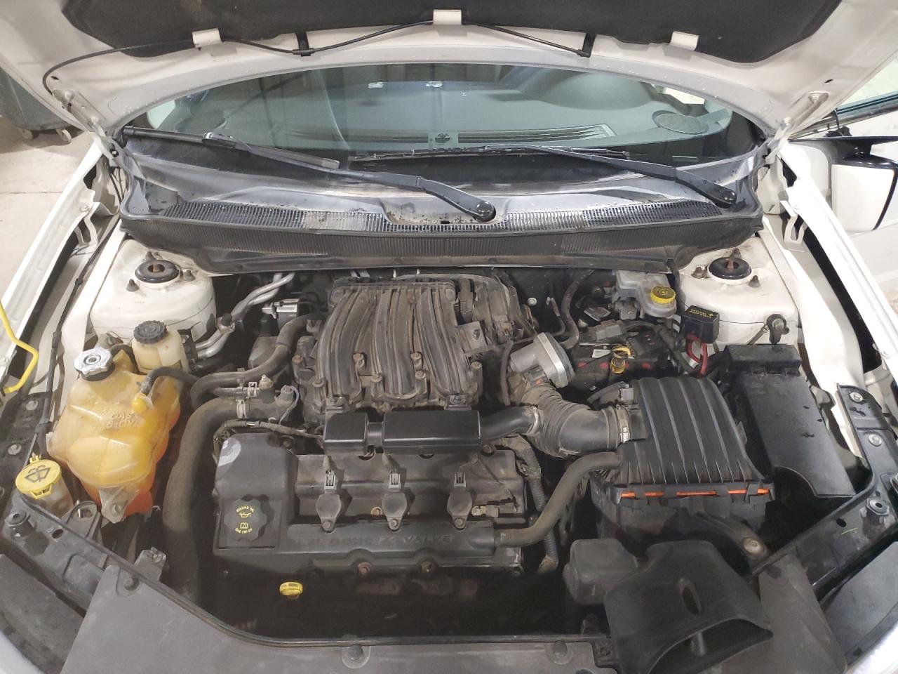 2010 Chrysler Sebring Limited VIN: 1C3CC5FD9AN194550 Lot: 85696565