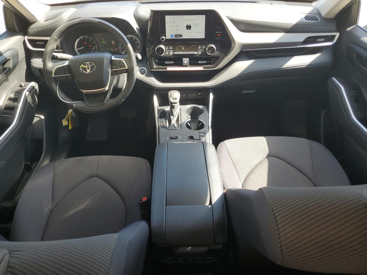 2025 Toyota Highlander Le VIN: 5TDKDRAH9SS552182 Lot: 85151355