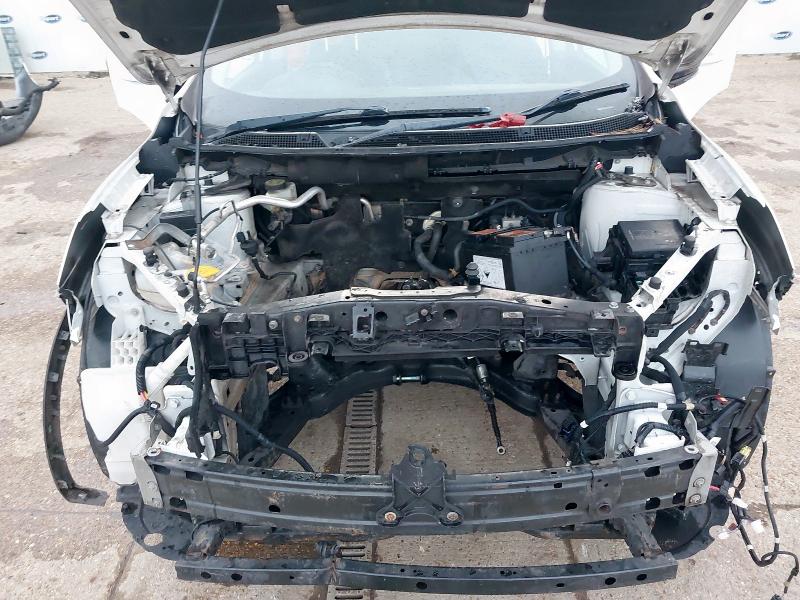 2018 RENAULT KADJAR 1.2 TCE SIGNATURE NAV 5DR