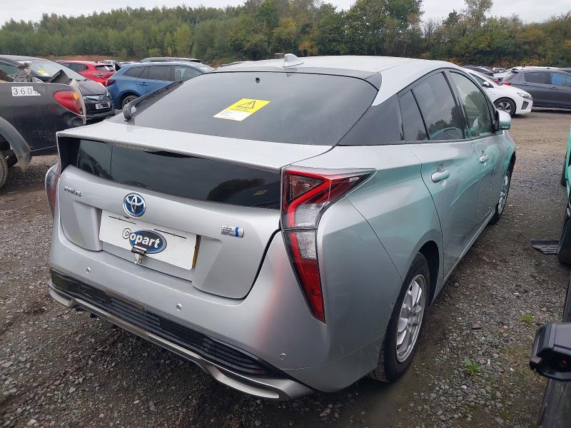 2018 TOYOTA PRIUS HYBRID 