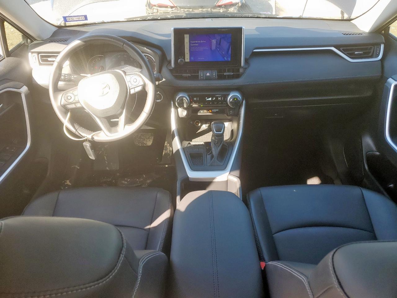 2024 Toyota Rav4 Xle Premium VIN: 2T3C1RFV0RC297587 Lot: 90058565