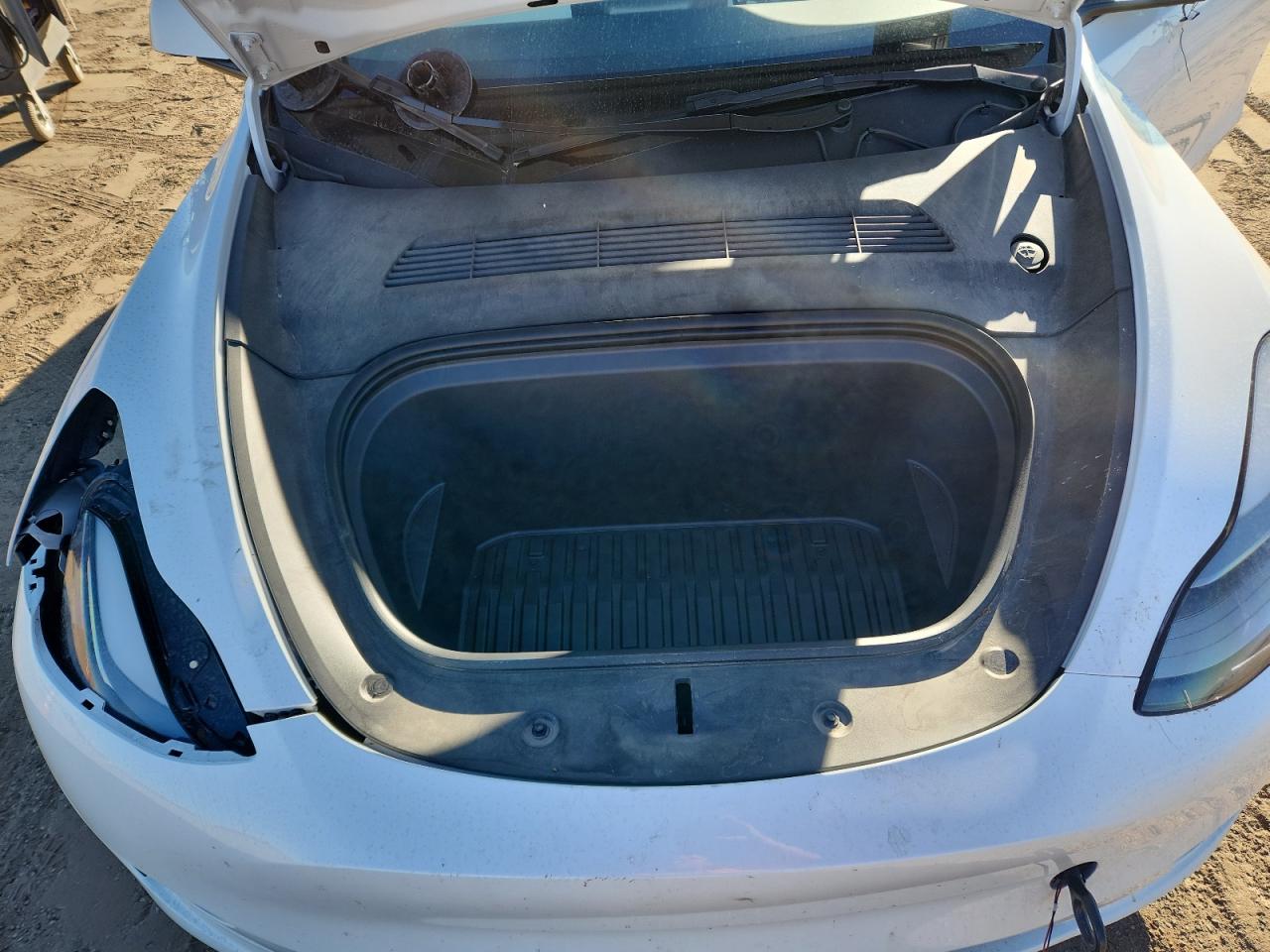 2023 Tesla Model Y VIN: 7SAYGDEF7PF776756 Lot: 85564045