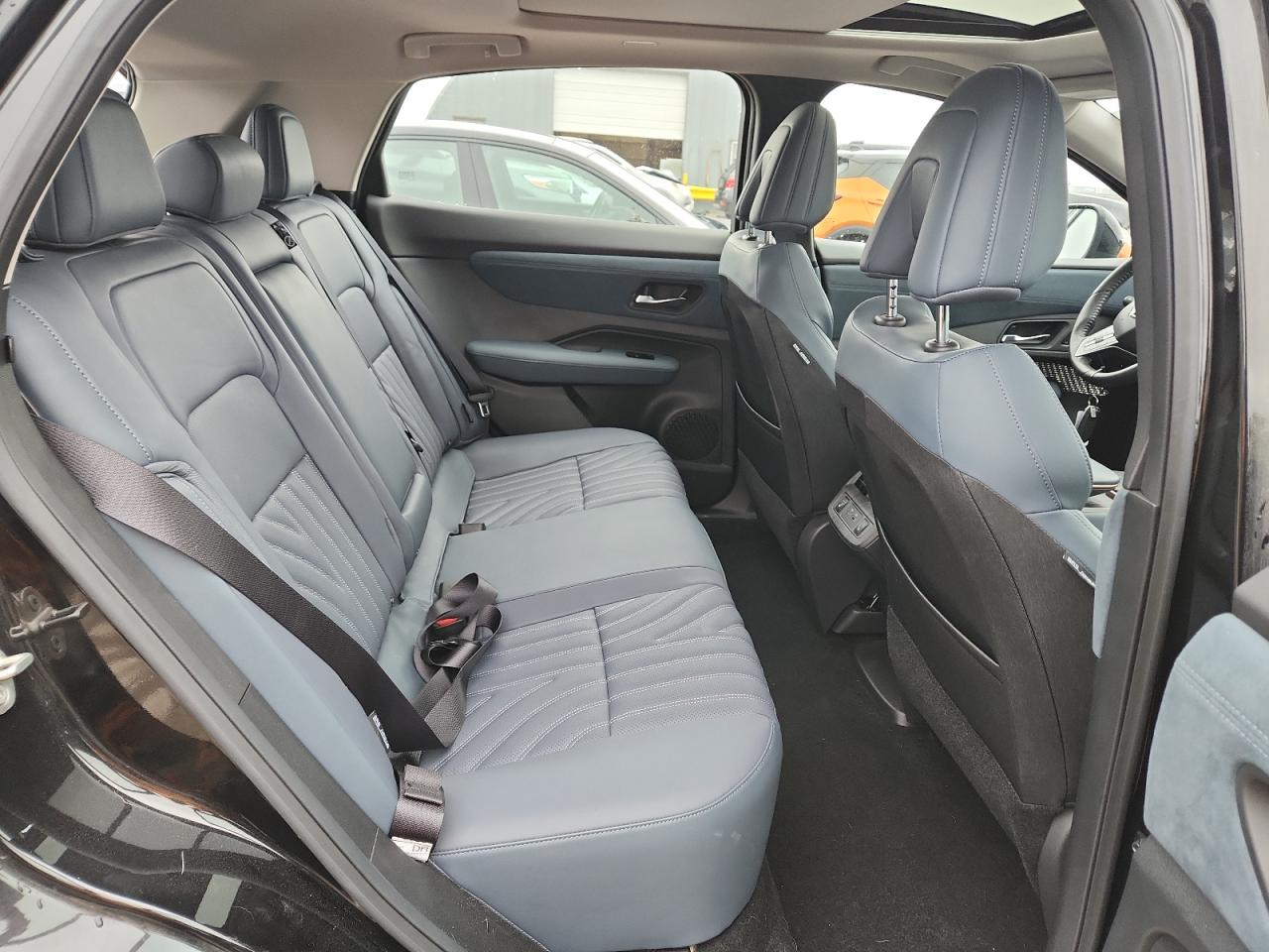 2023 Nissan Ariya Platinum + VIN: JN1DF0CD7PM710808 Lot: 82743815