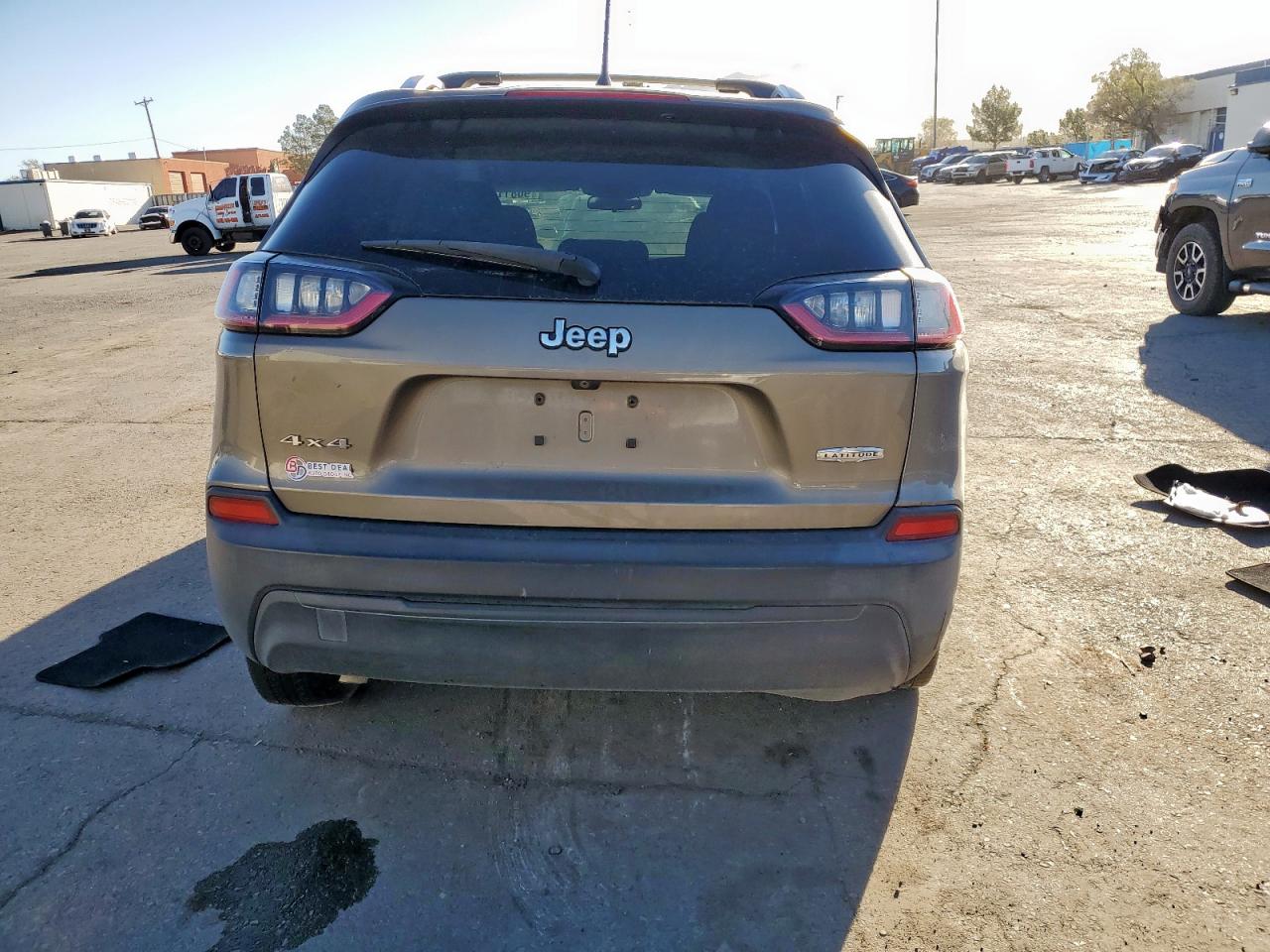 2019 Jeep Cherokee Latitude VIN: 1C4PJMCB9KD167324 Lot: 90811115