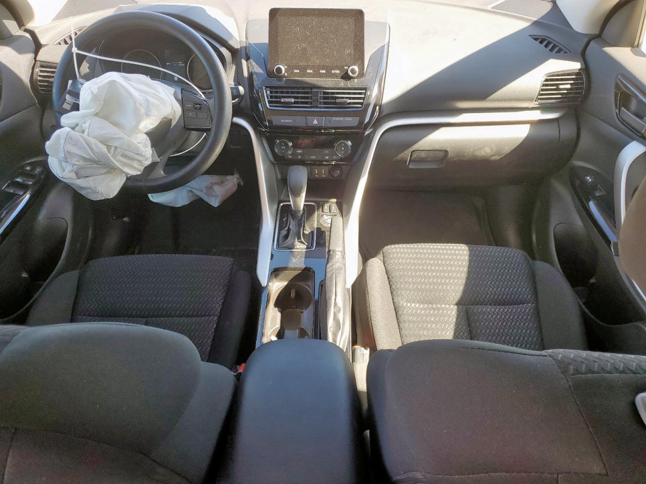 2024 Mitsubishi Eclipse Cross Le VIN: JA4ATVAA2RZ073602 Lot: 90460365