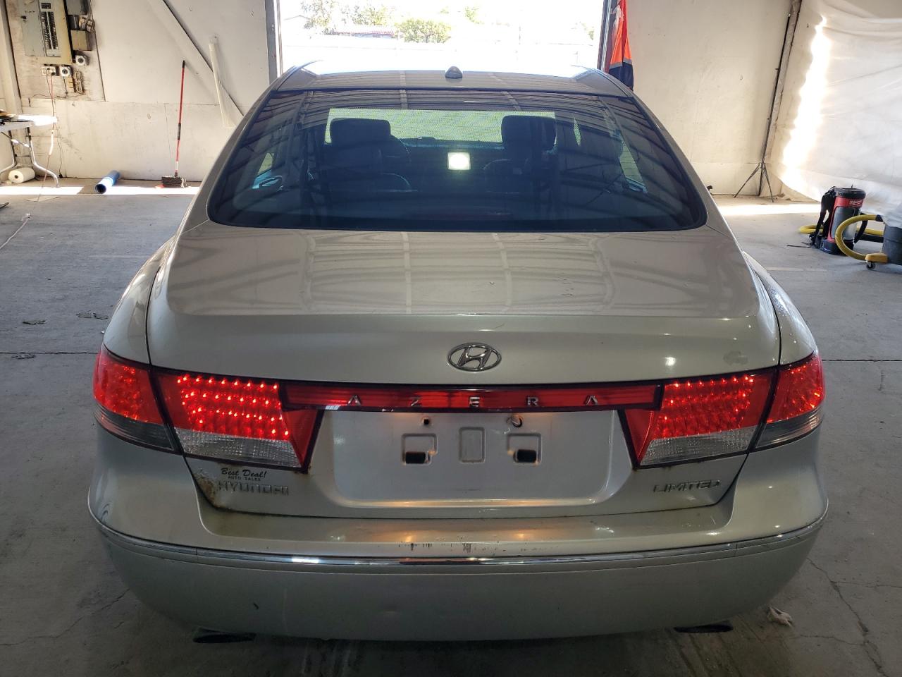 2008 Hyundai Azera Se VIN: KMHFC46F18A252989 Lot: 85745945