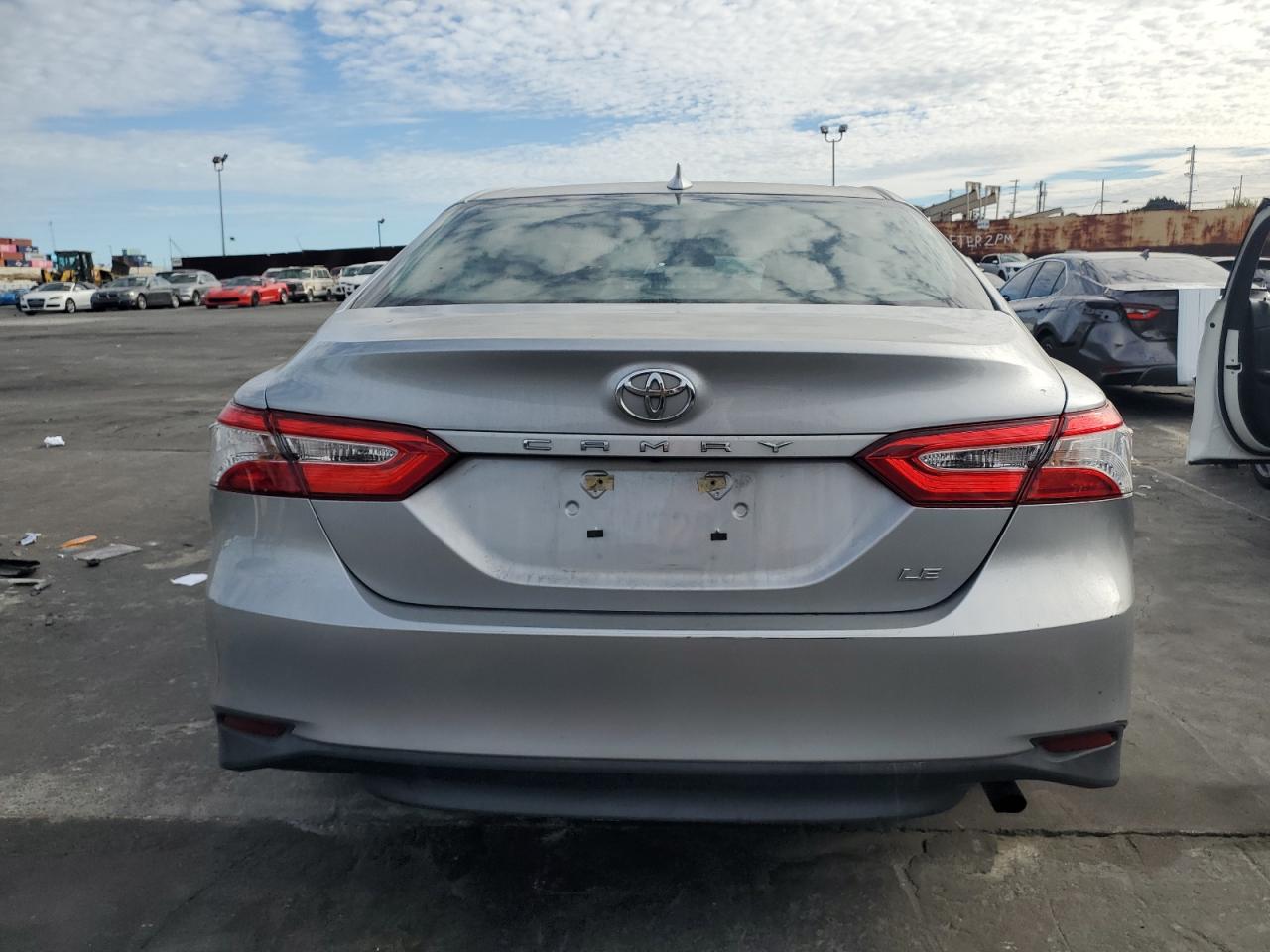 2020 Toyota Camry Le VIN: 4T1C11AK9LU962399 Lot: 84988705