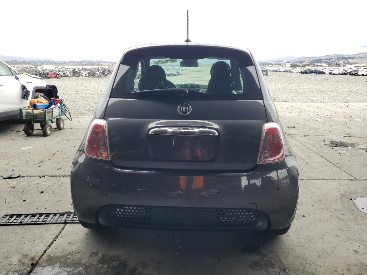 2015 Fiat 500 Electric VIN: 3C3CFFGE2FT523021 Lot: 82182405
