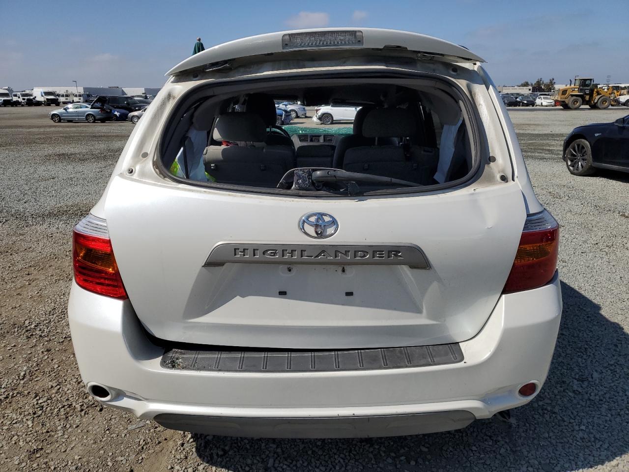 2010 Toyota Highlander VIN: 5TDZK3EHXAS015735 Lot: 85875335