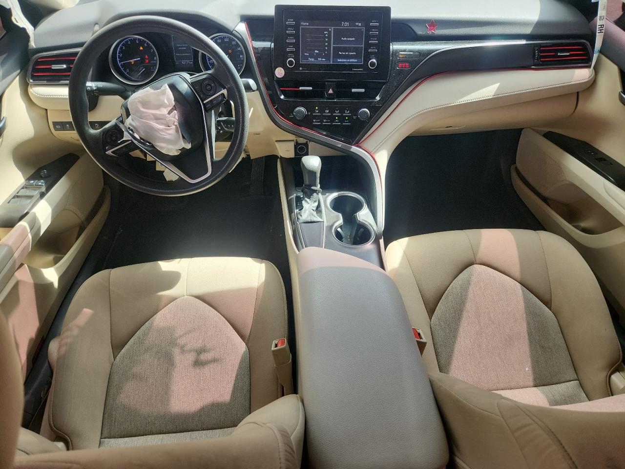 2021 Toyota Camry Le VIN: 4T1C11AKXMU600132 Lot: 85155995