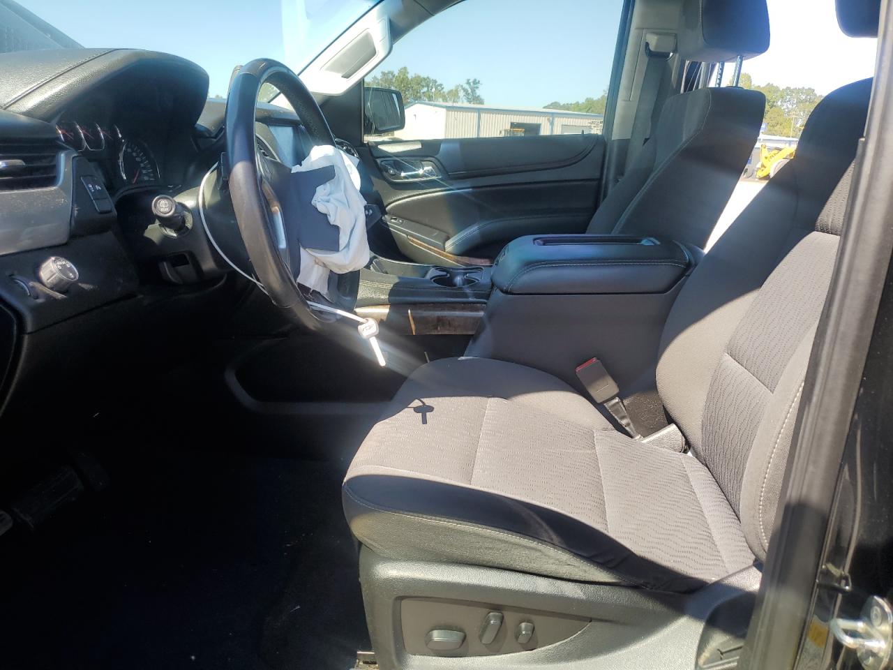 2019 Chevrolet Tahoe C1500 Ls VIN: 1GNSCAKC8KR285114 Lot: 84928345