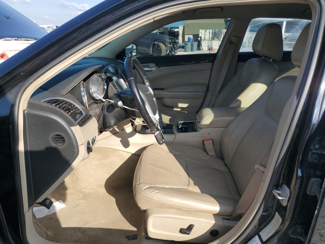 2014 Chrysler 300 VIN: 2C3CCAAG2EH124347 Lot: 86888135