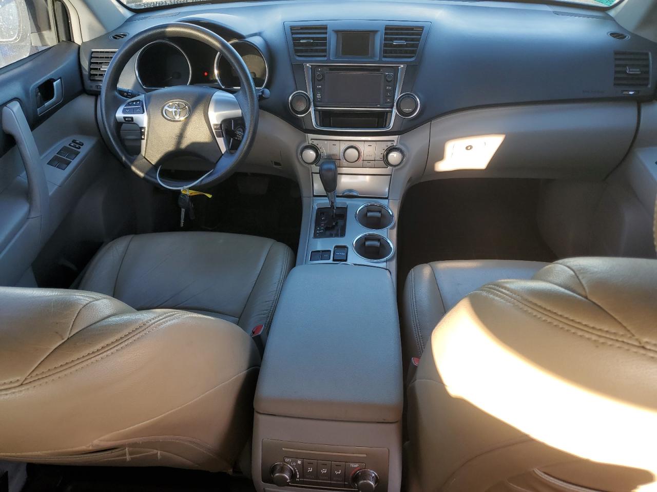 2013 Toyota Highlander Base VIN: 5TDZK3EH3DS142363 Lot: 86299785