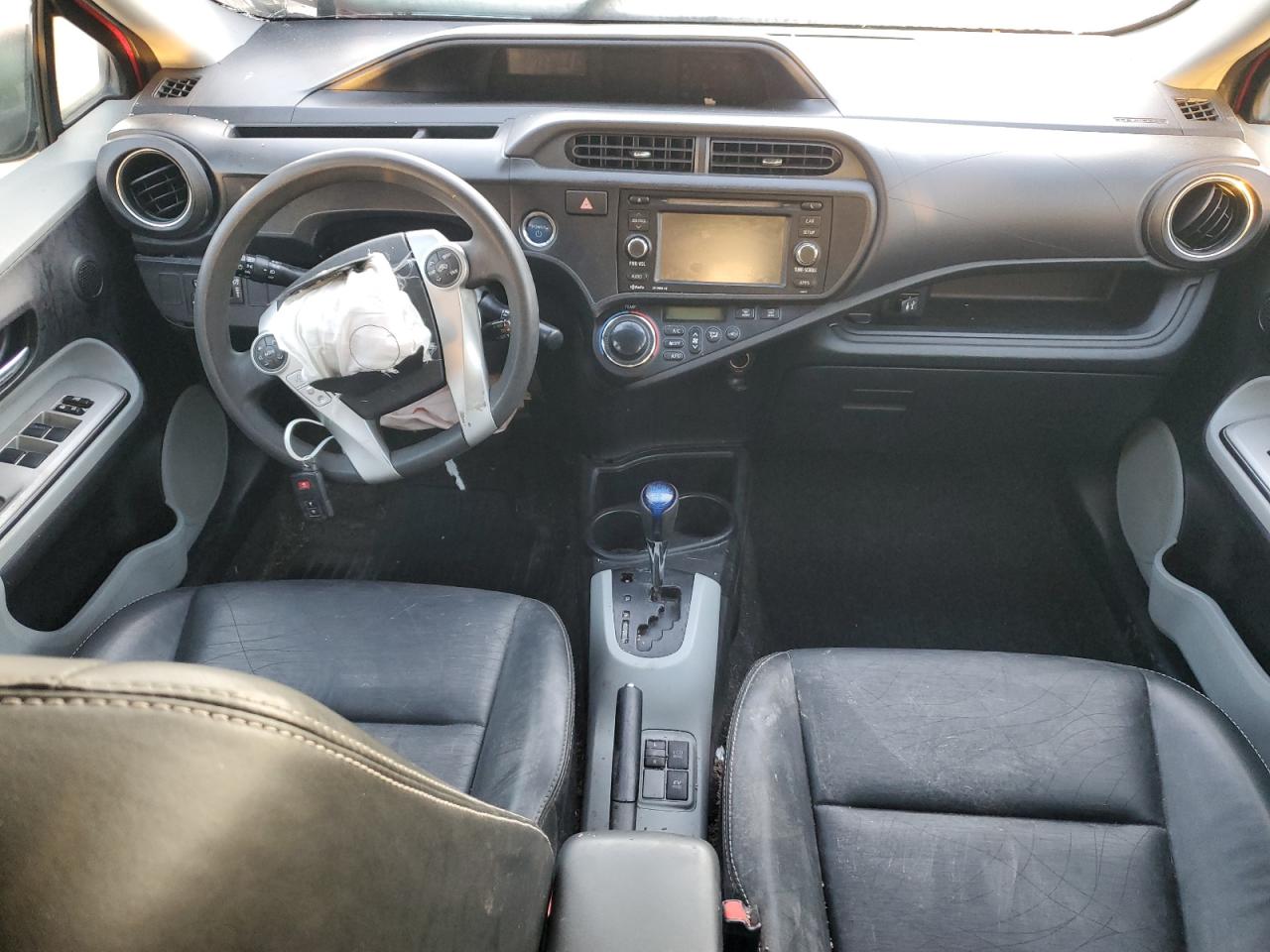 2012 Toyota Prius C VIN: JTDKDTB37C1018869 Lot: 90454345