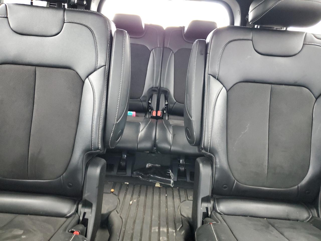 2024 Jeep Grand Cherokee L Laredo VIN: 1C4RJKAGXR8565303 Lot: 85720325