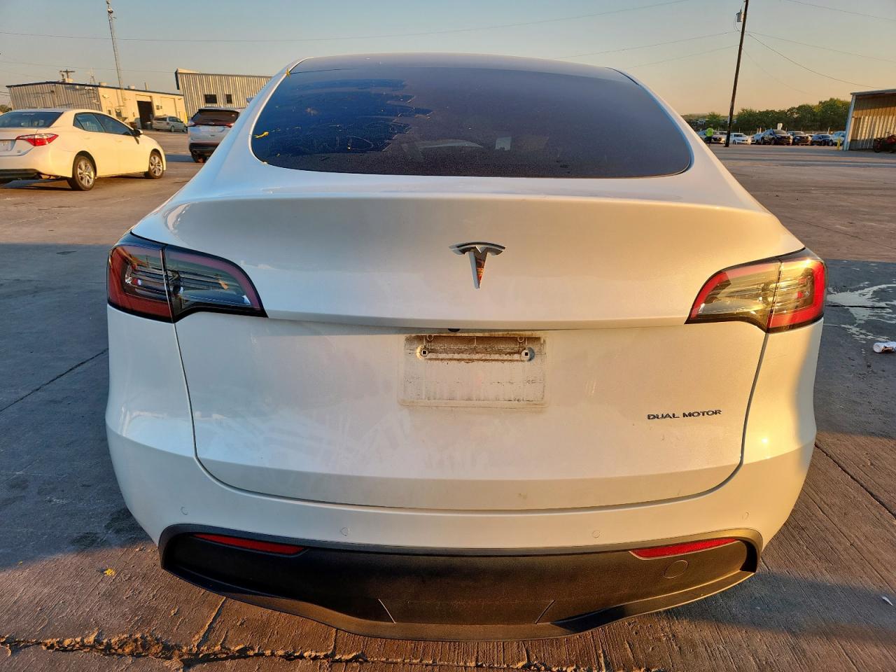 2022 Tesla Model Y VIN: 7SAYGDEE3NF458783 Lot: 81939135