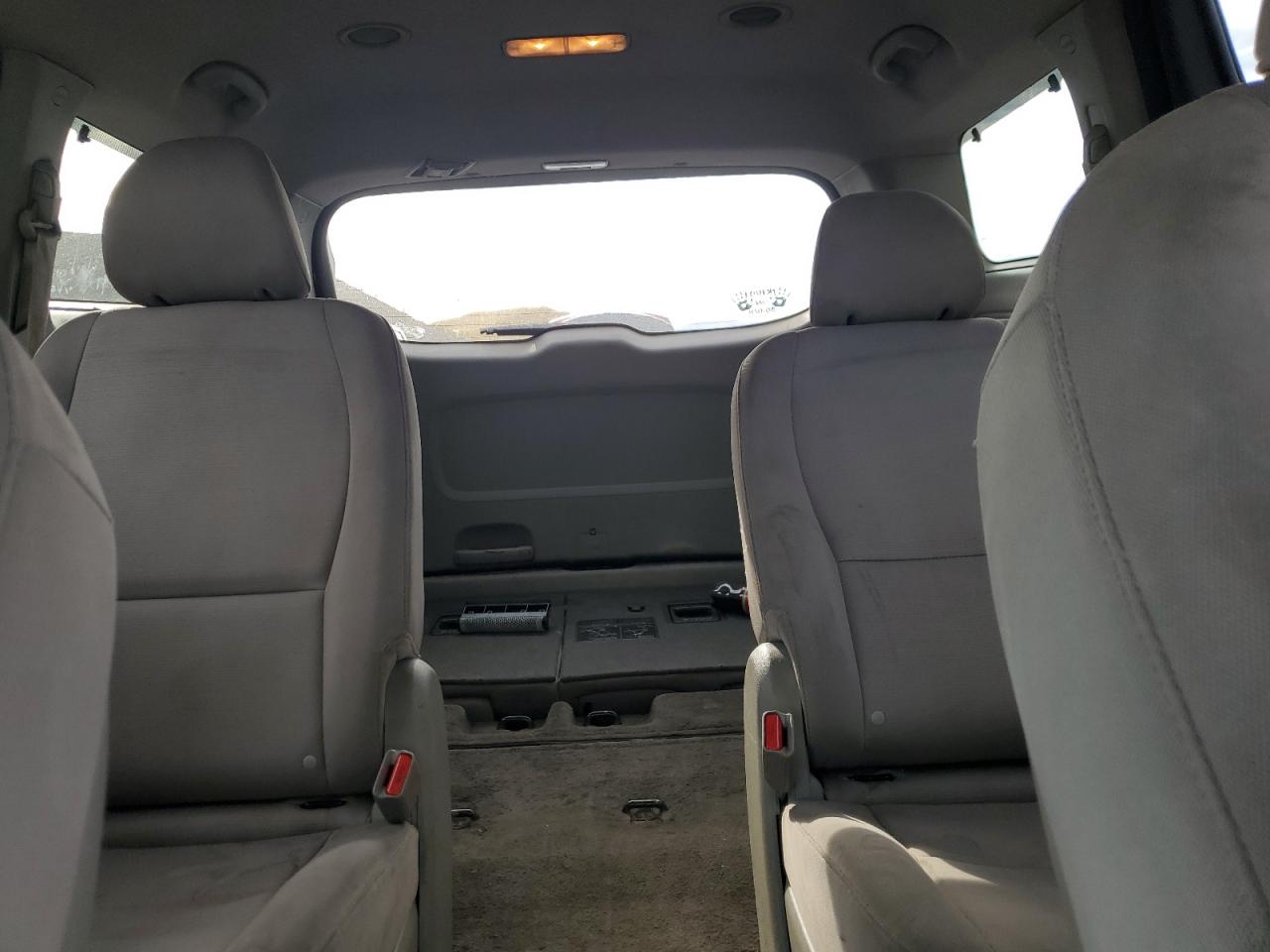 2015 Kia Sedona Lx VIN: KNDMB5C13F6061331 Lot: 82672795