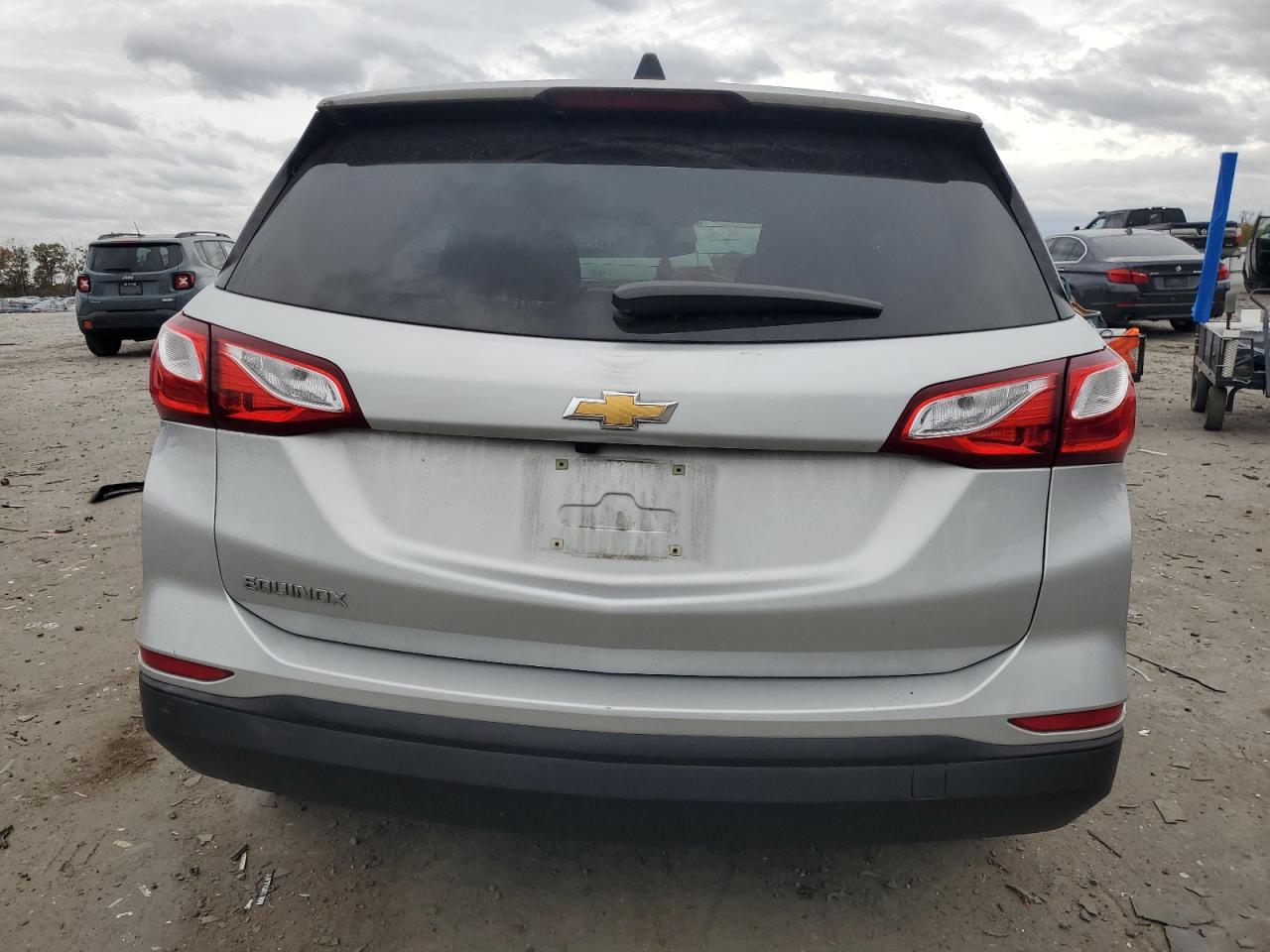 2020 Chevrolet Equinox Ls VIN: 2GNAXHEV3L6222666 Lot: 90345075