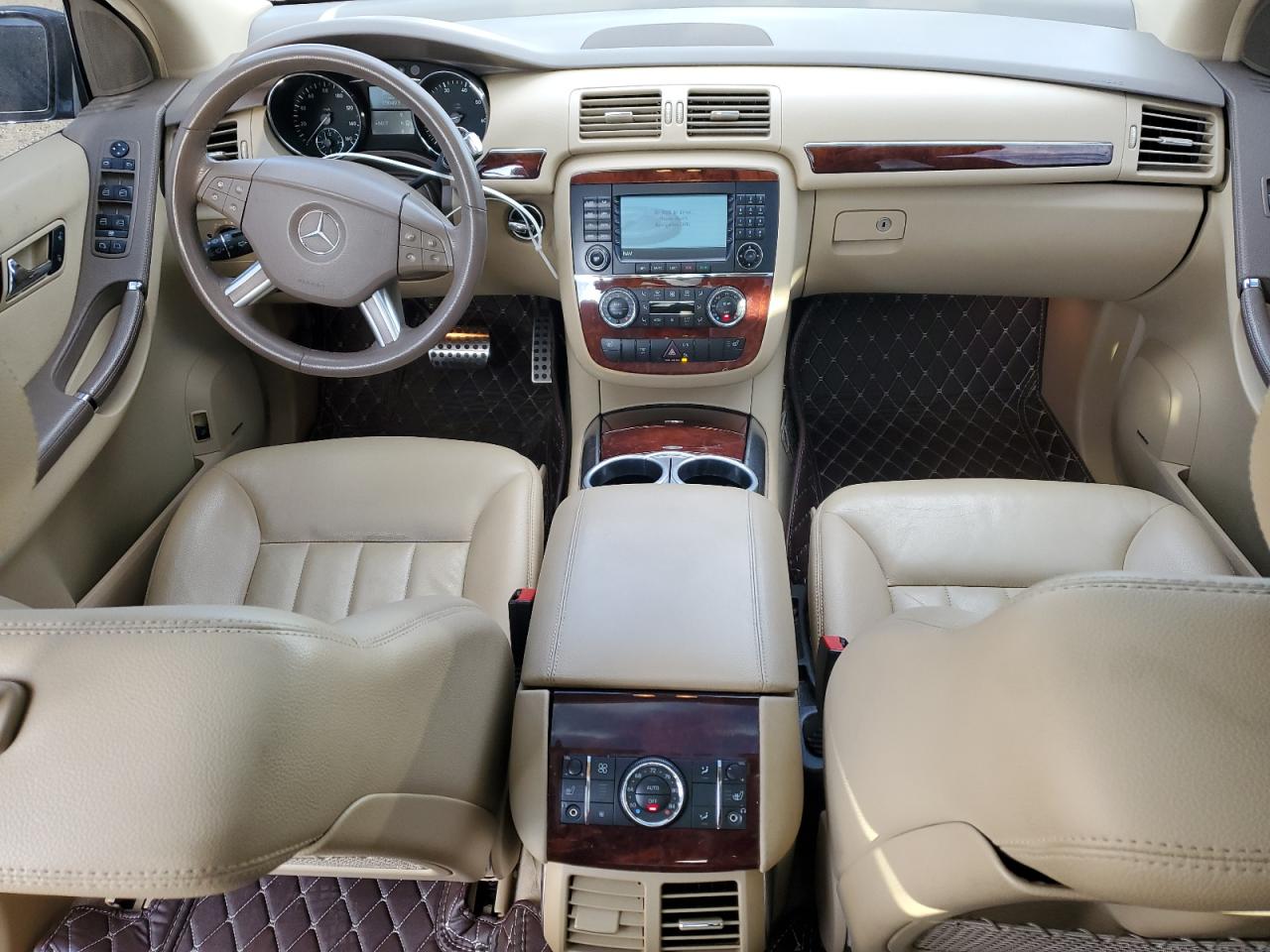 2006 Mercedes-Benz R 500 VIN: 4JGCB75E16A018235 Lot: 84808215