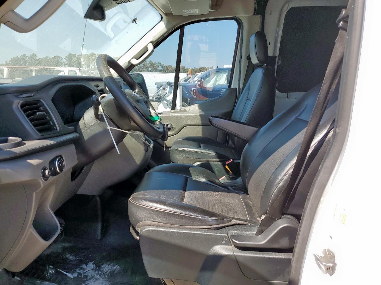 2020 Ford Transit T-250 VIN: 1FTBR1C82LKB11065 Lot: 86524705