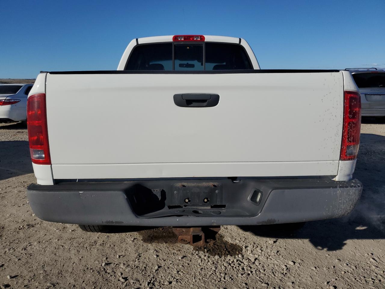 2005 Dodge Ram 1500 St VIN: 1D7HU18N05J594142 Lot: 82609445