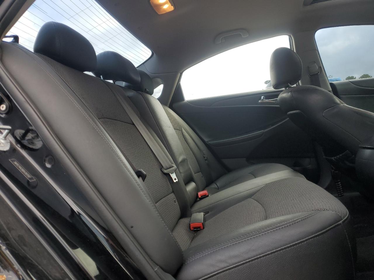 2011 Hyundai Sonata Se VIN: 5NPEC4AC6BH283197 Lot: 82345705