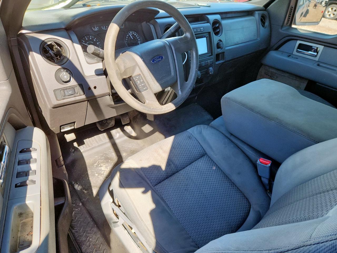 2011 Ford F150 Super Cab VIN: 1FTFX1EF0BKD98438 Lot: 82781225