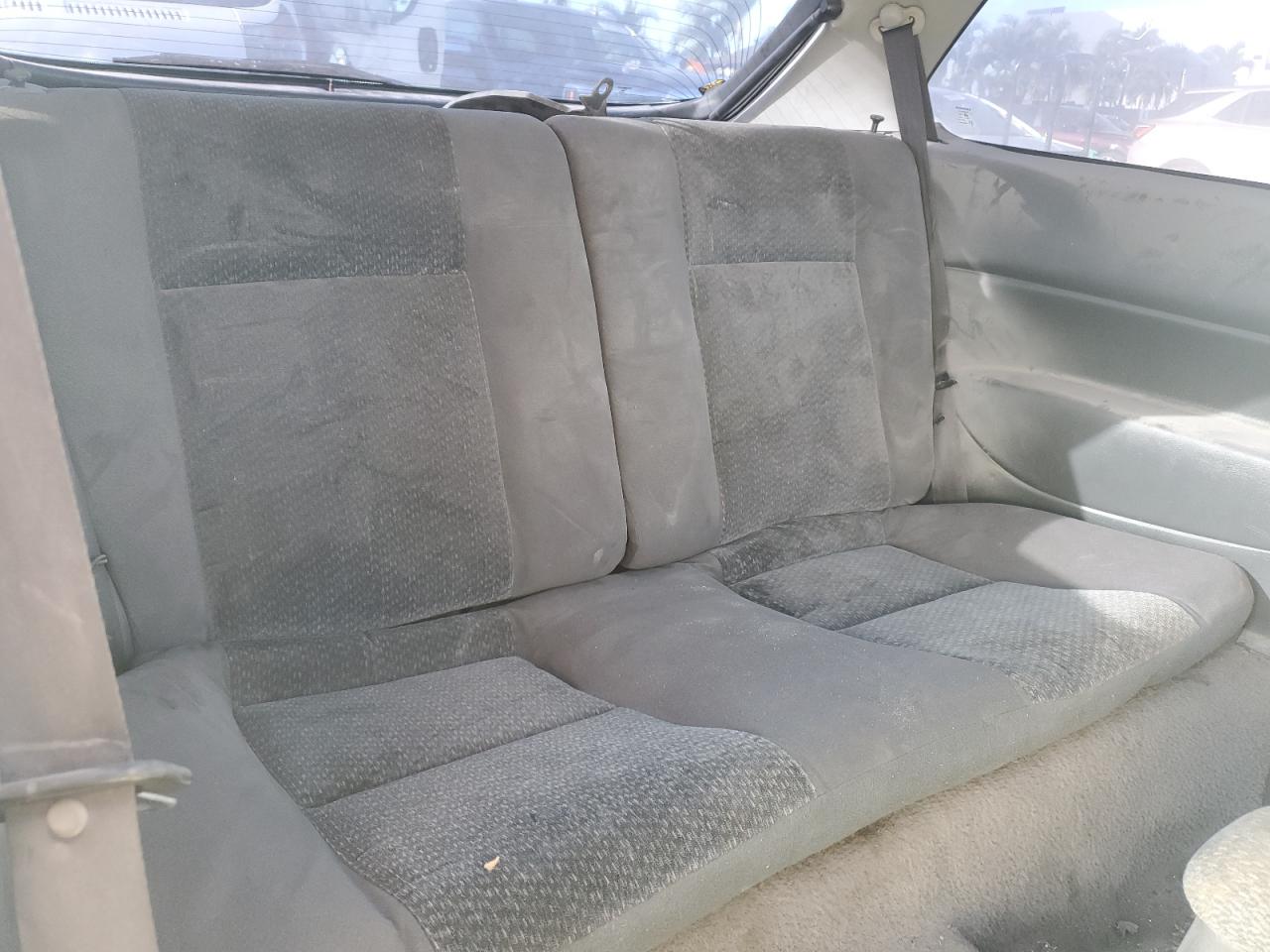 1998 Honda Civic Dx VIN: 2HGEJ6440WH122110 Lot: 84885255