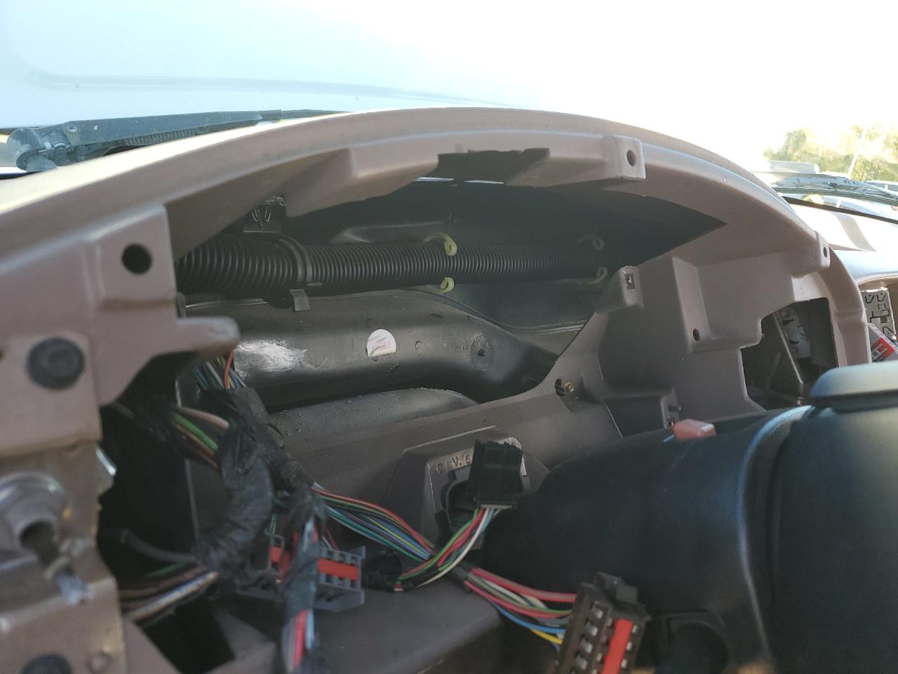 1997 Ford F250 VIN: 1FTHX26F2VEA29144 Lot: 87433665