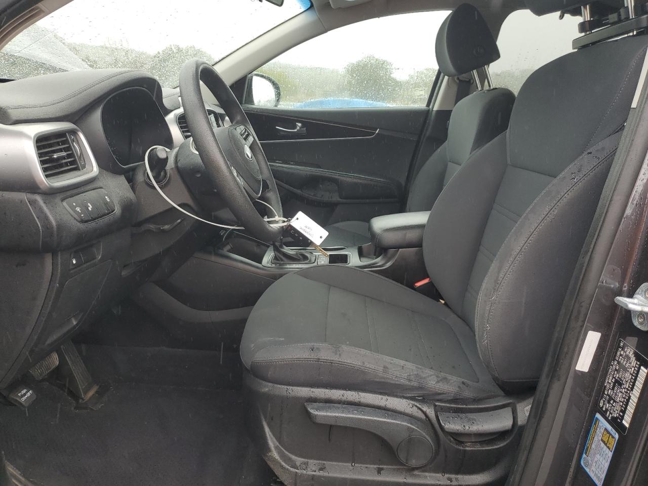 2019 Kia Sorento L VIN: 5XYPGDA34KG450886 Lot: 85260725