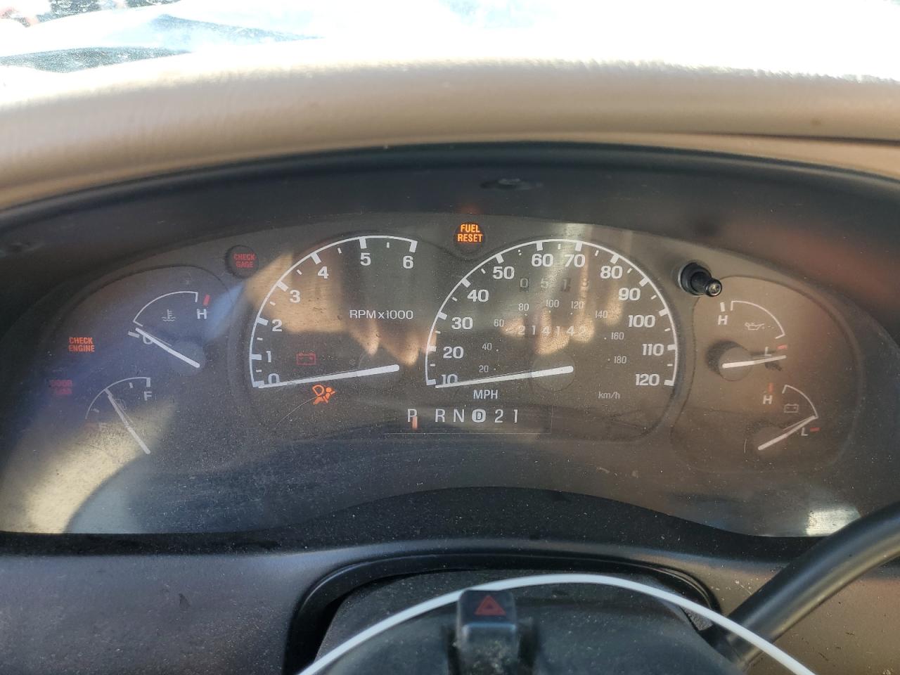 1997 Ford Explorer VIN: 1FMDU34E4VUB04211 Lot: 82253335