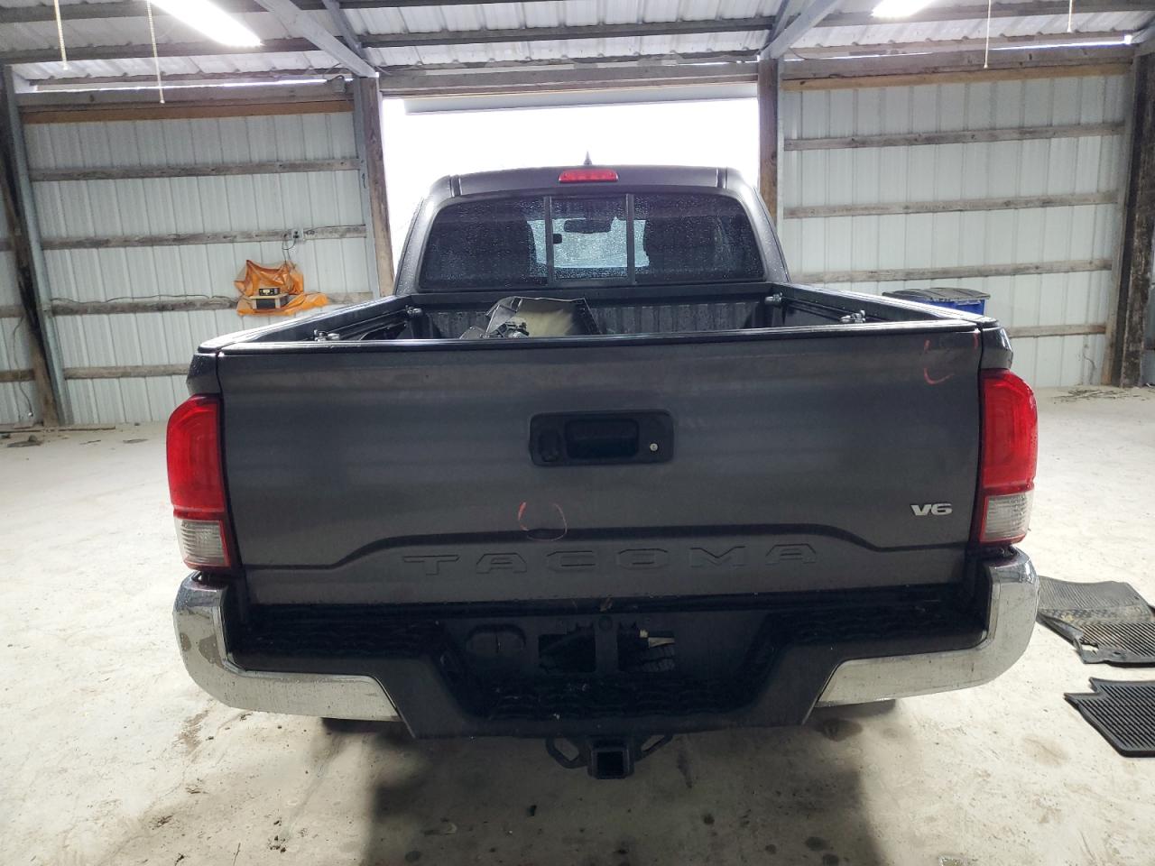 2018 Toyota Tacoma Access Cab VIN: 5TFSZ5AN5JX148367 Lot: 90298505