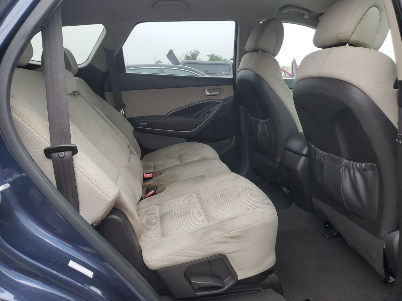 2017 Hyundai Santa Fe Se VIN: KM8SM4HF3HU196447 Lot: 86217005