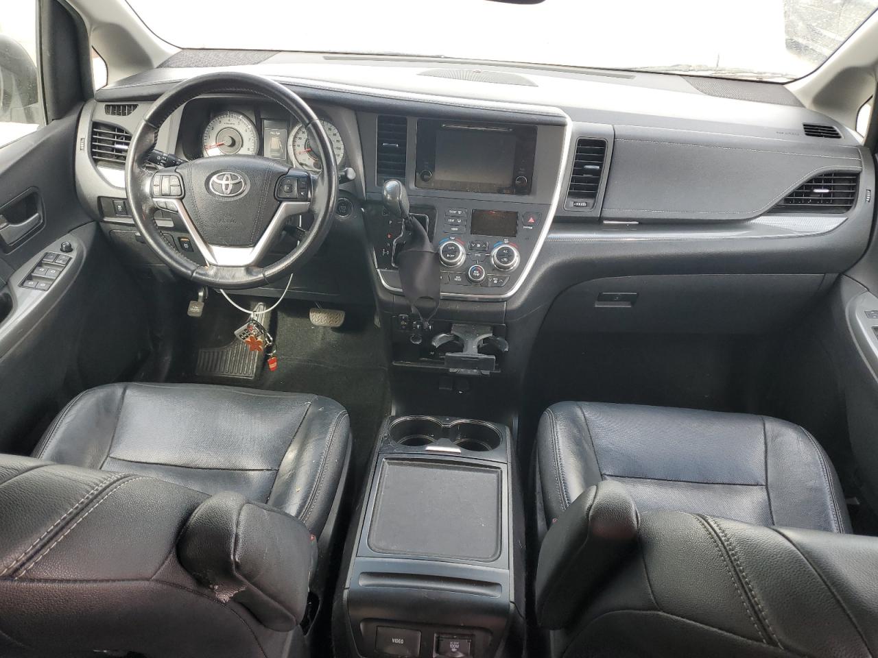 2015 Toyota Sienna Sport VIN: 5TDXK3DC8FS656354 Lot: 86177875