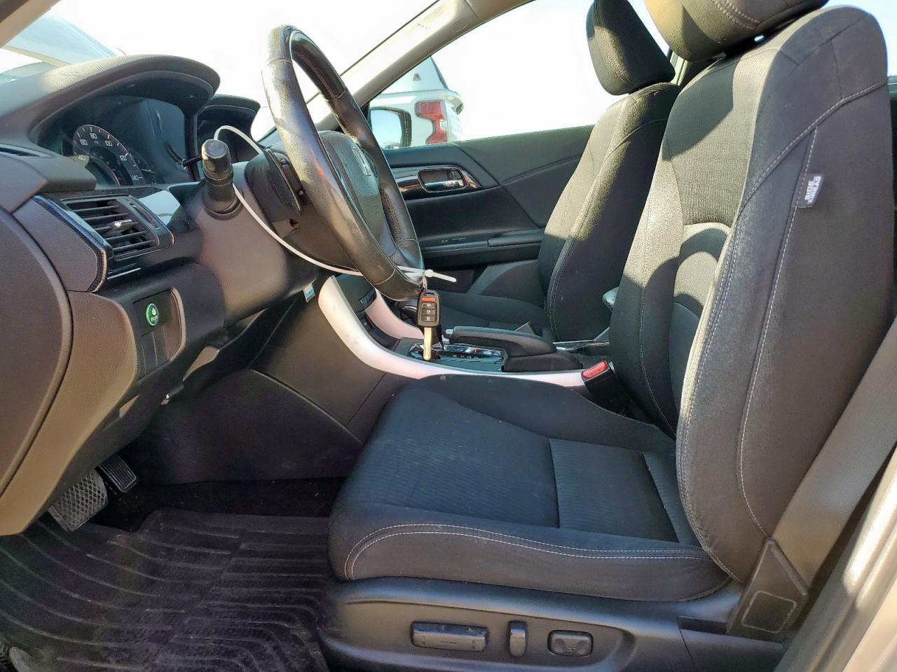 2015 Honda Accord Sport VIN: 1HGCR2F58FA035620 Lot: 85838955